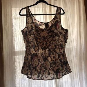 Snake print top